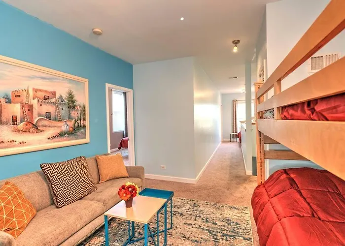 Spacious Row Next Transit Near Downtown W Parking Casa de férias