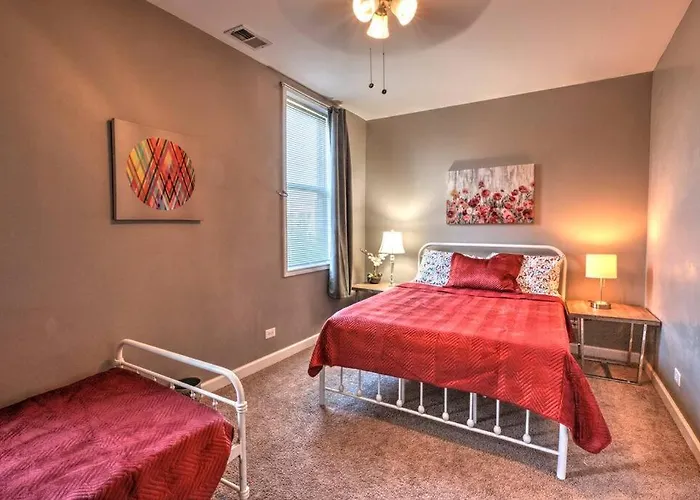 Spacious Row Next Transit Near Downtown W Parking Casa de férias
