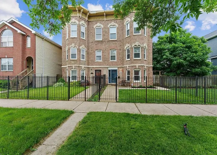Spacious Row Next Transit Near Downtown W Parking Casa de férias
