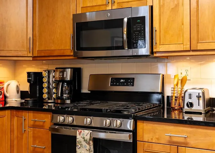 Spacious Row Next Transit Near Downtown W Parking Casa de férias *
